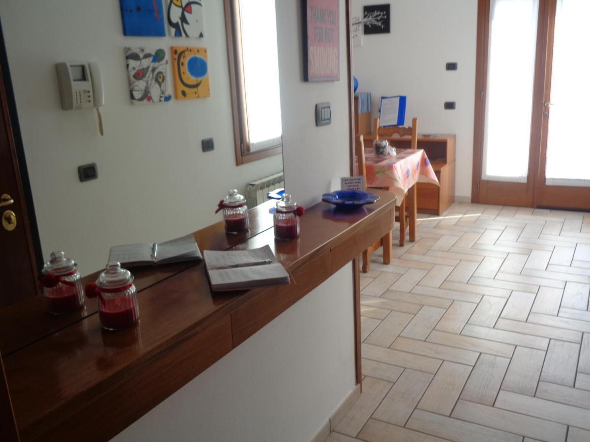 Casa Di Chiara Vicino Venezia E Aeroporto Vce Apartamento Campalto